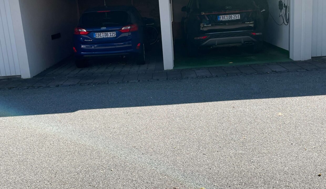 Carport und Garage gegen Aufpreis