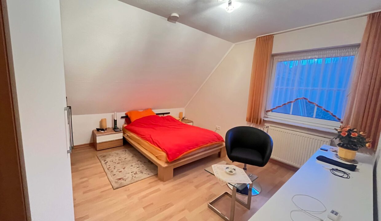 Schlafzimmer OG