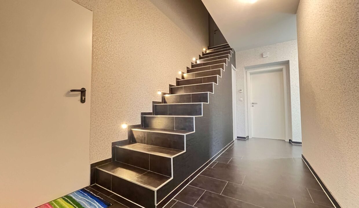 Treppe zum Dachgeschoss